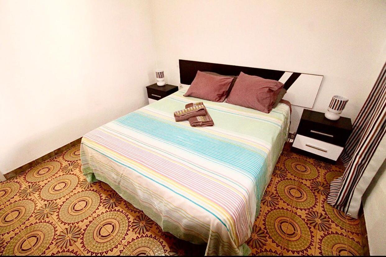 Playa Chica Apartment Puerto del Carmen  Ngoại thất bức ảnh
